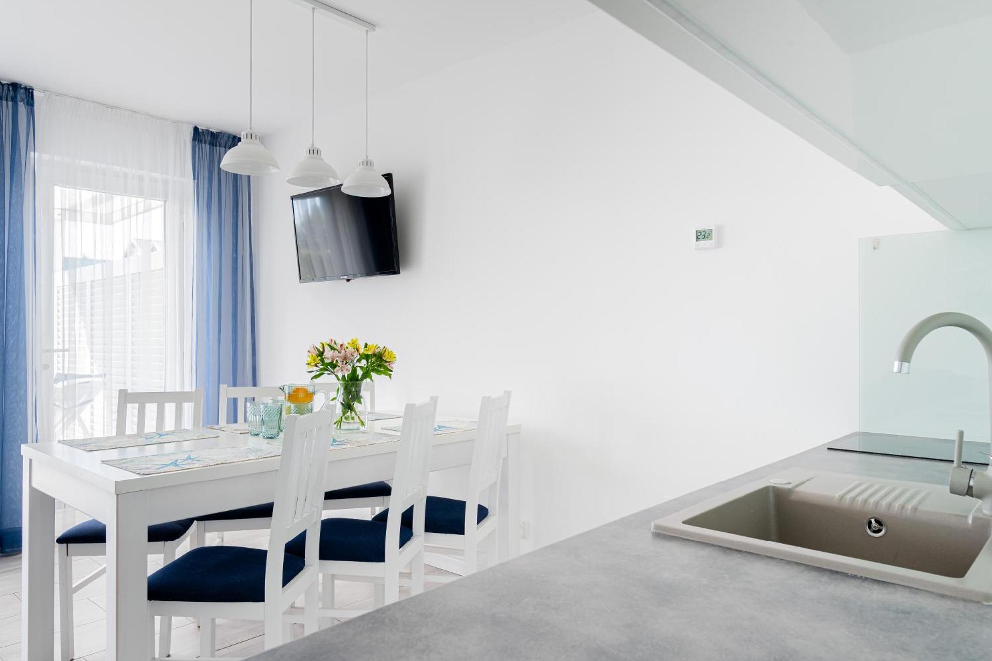 Barka - Apartamenty Premium Oraz Pokoje Blisko Plazy Karwia Exterior photo