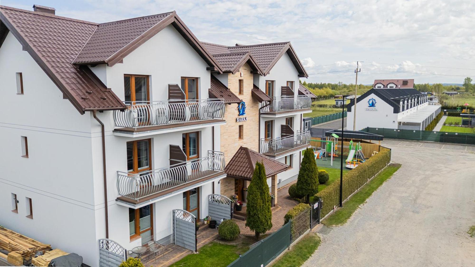 Barka - Apartamenty Premium Oraz Pokoje Blisko Plazy Karwia Exterior photo